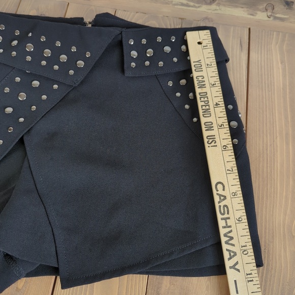 Guess Black Silver Studded Wrap Front Shorts Skort Punk Goth Festival - Picture 5 of 9